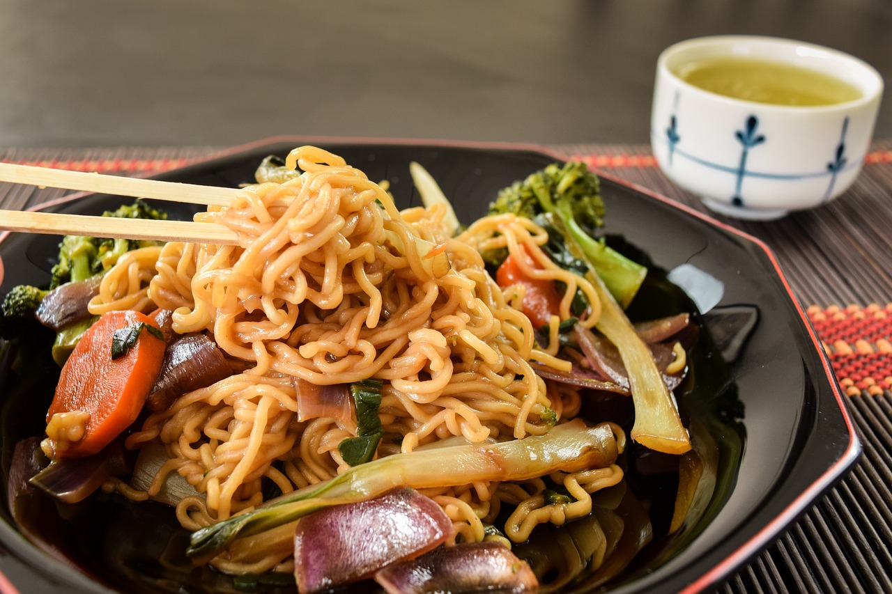 Aprenda uma receita deliciosa: Como fazer yakisoba